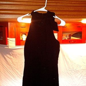 Vince Camuto black sleeveless jumpsuit with bow..